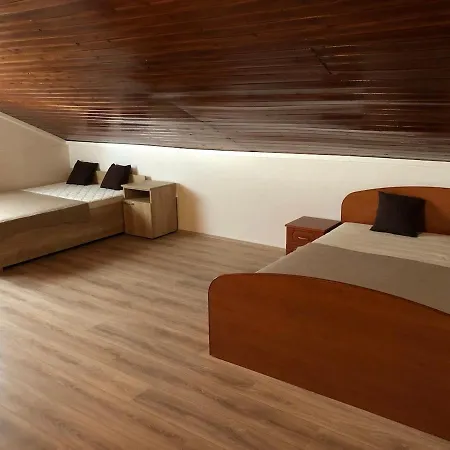 Apartment Toth Sukošan